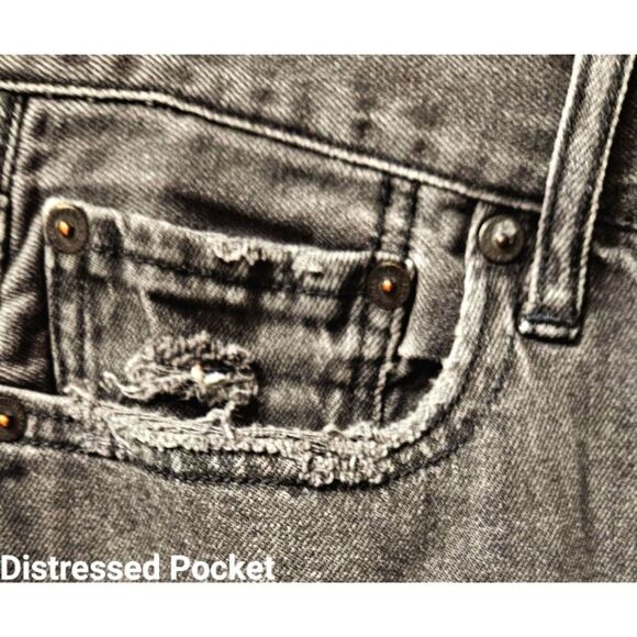 NWOT AMERICAN EAGLE Plus Size Black distressed Jeans. - Picture 5 of 15